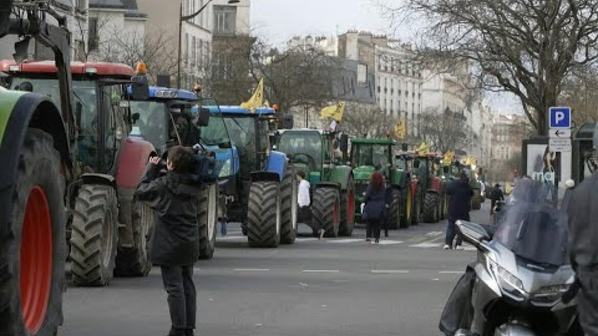 Tractors in the streets of Paris on eve of major agricultural show | AFP