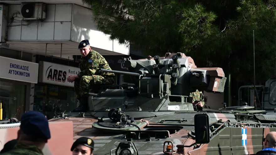Η μεγάλη στρατιωτική παρέλαση στην Αθήνα για την επέτειο της 25ης Μαρτίου (9)